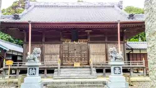 幡頭神社の本殿