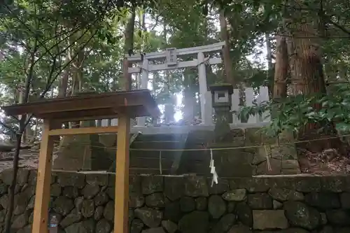 石見国一宮　物部神社の鳥居