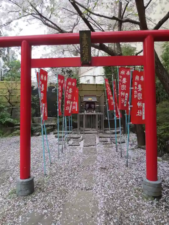 妻戀神社の末社・摂社
