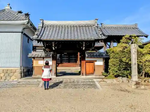 専慶寺の山門