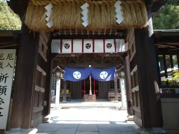 久留米宗社 日吉神社の山門・神門