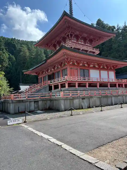 延暦寺法華総持院東塔(滋賀県)