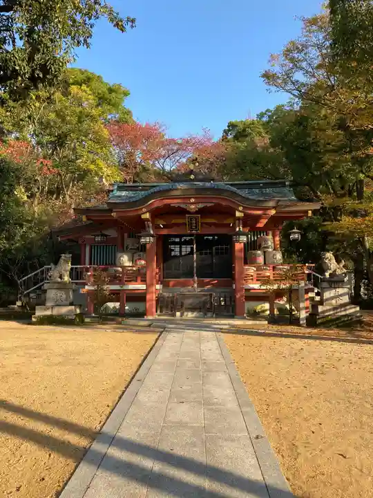 岡本八幡神社の本殿・本堂
