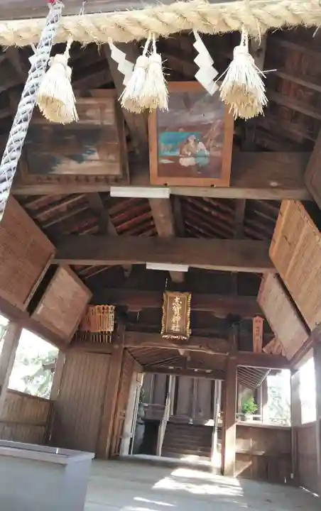 志賀神社の本殿・本堂