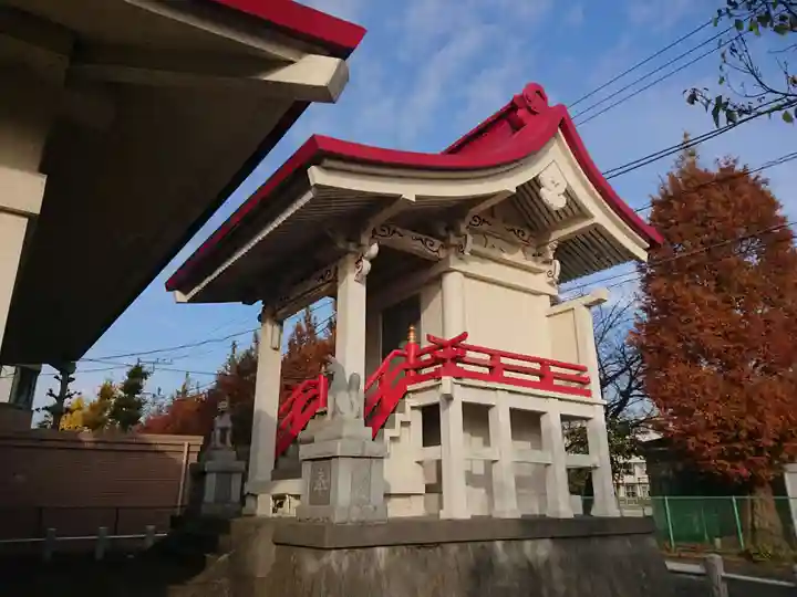 稲荷神社の本殿・本堂
