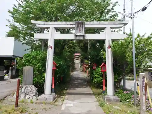 平出雷電神社の鳥居
