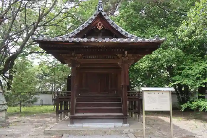 鶴林寺の建物その他