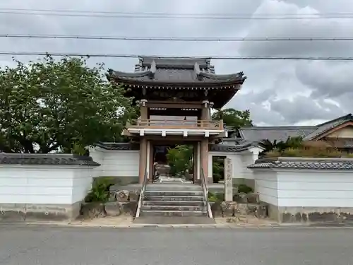 眞福寺の山門