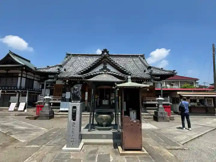 大聖寺の{uncategorized: "未分類", other: "その他", undefined: "問題あり", building: "その他建物", grave: "お墓", sacred_gate: "鳥居", guardian: "狛犬", statue: "像", buddha: "仏像", history: "歴史", nature: "自然", garden: "庭園", animal: "動物", pagoda: "塔", temizu: "手水舎", mountain_gate: "山門・神門", sanctuary: "本殿・本堂", subordinate: "末社・摂社", art: "芸術", scenery: "景色", jizo: "地蔵", ema: "絵馬", goshuin: "御朱印", omikuji: "おみくじ", items: "授与品その他", amulet: "お守り", goshuincho: "御朱印帳", eats: "食事", festival: "お祭り", votive_dance: "神楽", shichigosan: "七五三参", wedding: "結婚式", experience: "体験その他", initially: "初詣", around: "周辺", anti_infection: "感染症対策"}