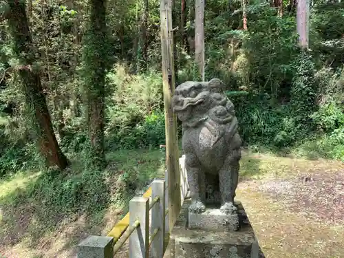 貴船神社の狛犬