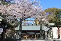伊勢山皇大神宮の鳥居