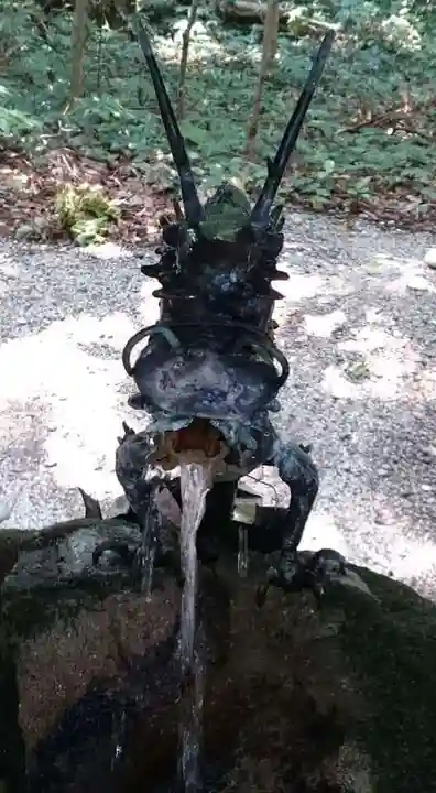 花窟神社の手水舎