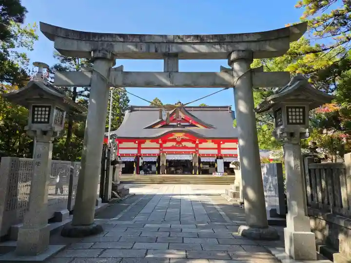 日枝神社の{uncategorized: "未分類", other: "その他", undefined: "問題あり", building: "その他建物", grave: "お墓", sacred_gate: "鳥居", guardian: "狛犬", statue: "像", buddha: "仏像", history: "歴史", nature: "自然", garden: "庭園", animal: "動物", pagoda: "塔", temizu: "手水舎", mountain_gate: "山門・神門", sanctuary: "本殿・本堂", subordinate: "末社・摂社", art: "芸術", scenery: "景色", jizo: "地蔵", ema: "絵馬", goshuin: "御朱印", omikuji: "おみくじ", items: "授与品その他", amulet: "お守り", goshuincho: "御朱印帳", eats: "食事", festival: "お祭り", votive_dance: "神楽", shichigosan: "七五三参", wedding: "結婚式", experience: "体験その他", initially: "初詣", around: "周辺", anti_infection: "感染症対策"}