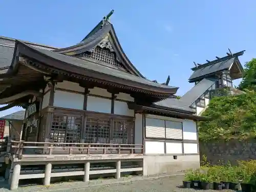 釈迦内神明社の{uncategorized: "未分類", other: "その他", undefined: "問題あり", building: "その他建物", grave: "お墓", sacred_gate: "鳥居", guardian: "狛犬", statue: "像", buddha: "仏像", history: "歴史", nature: "自然", garden: "庭園", animal: "動物", pagoda: "塔", temizu: "手水舎", mountain_gate: "山門・神門", sanctuary: "本殿・本堂", subordinate: "末社・摂社", art: "芸術", scenery: "景色", jizo: "地蔵", ema: "絵馬", goshuin: "御朱印", omikuji: "おみくじ", items: "授与品その他", amulet: "お守り", goshuincho: "御朱印帳", eats: "食事", festival: "お祭り", votive_dance: "神楽", shichigosan: "七五三参", wedding: "結婚式", experience: "体験その他", initially: "初詣", around: "周辺", anti_infection: "感染症対策"}