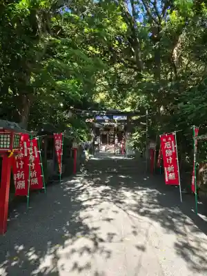 八雲神社（鎌倉・大町）の{uncategorized: "未分類", other: "その他", undefined: "問題あり", building: "その他建物", grave: "お墓", sacred_gate: "鳥居", guardian: "狛犬", statue: "像", buddha: "仏像", history: "歴史", nature: "自然", garden: "庭園", animal: "動物", pagoda: "塔", temizu: "手水舎", mountain_gate: "山門・神門", sanctuary: "本殿・本堂", subordinate: "末社・摂社", art: "芸術", scenery: "景色", jizo: "地蔵", ema: "絵馬", goshuin: "御朱印", omikuji: "おみくじ", items: "授与品その他", amulet: "お守り", goshuincho: "御朱印帳", eats: "食事", festival: "お祭り", votive_dance: "神楽", shichigosan: "七五三参", wedding: "結婚式", experience: "体験その他", initially: "初詣", around: "周辺", anti_infection: "感染症対策"}
