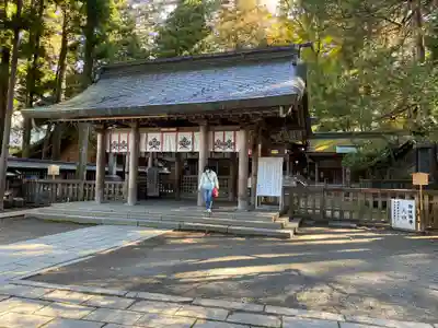 諏訪大社の本殿・本堂