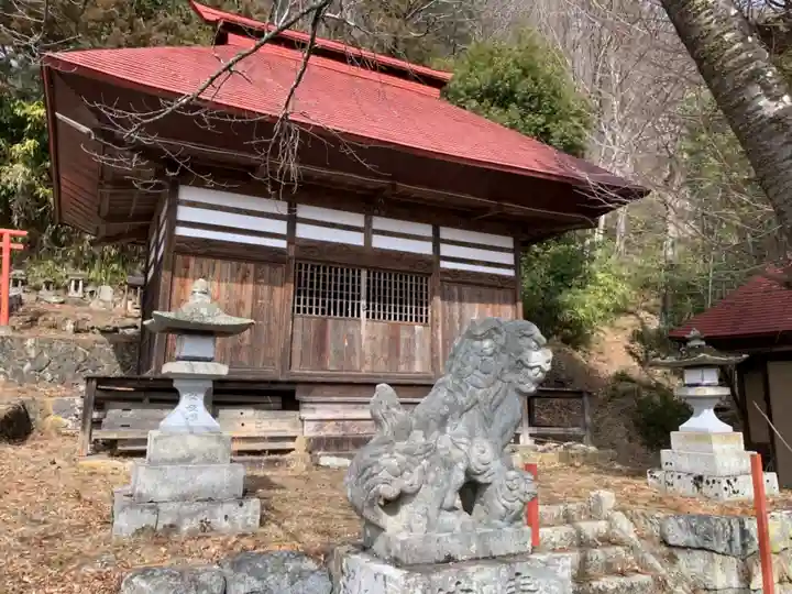 戸澤神社の本殿・本堂