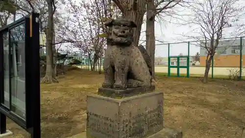 江南神社の狛犬