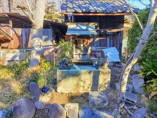 泉増院の末社・摂社