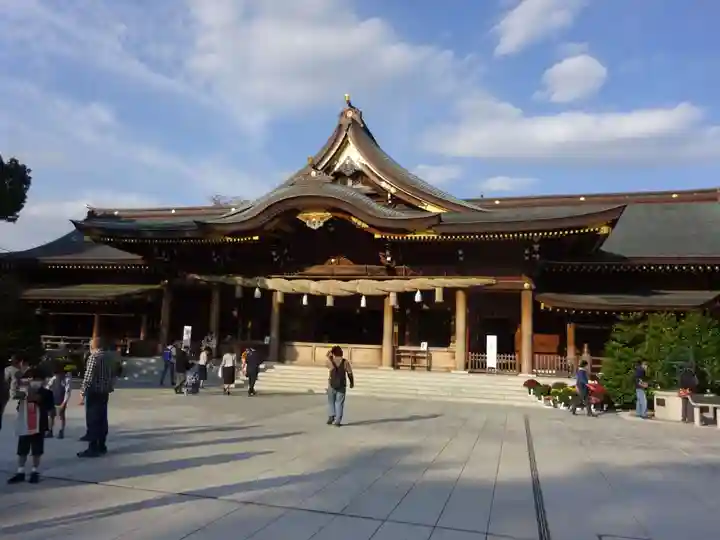 寒川神社の本殿・本堂