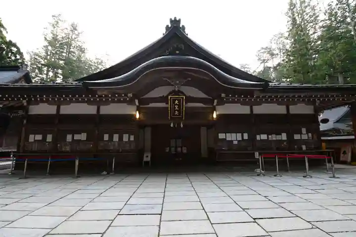 高野山金剛峯寺奥の院(和歌山県)