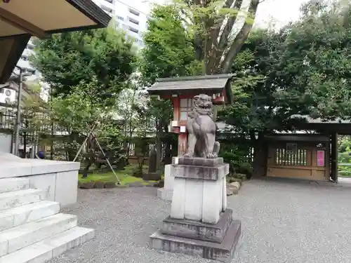 東郷神社の狛犬