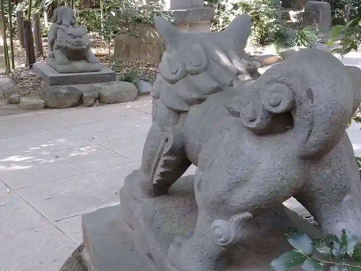 駒木諏訪神社の狛犬