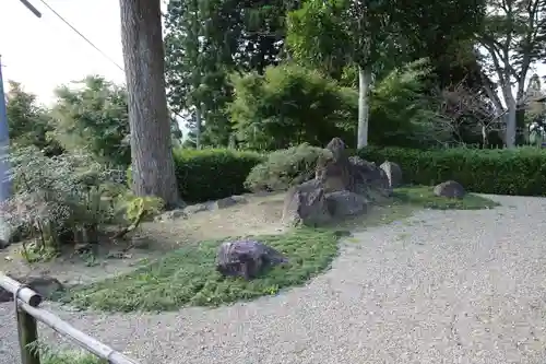 大仰寺の庭園