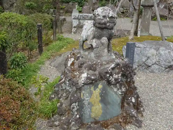 貫井神社の狛犬