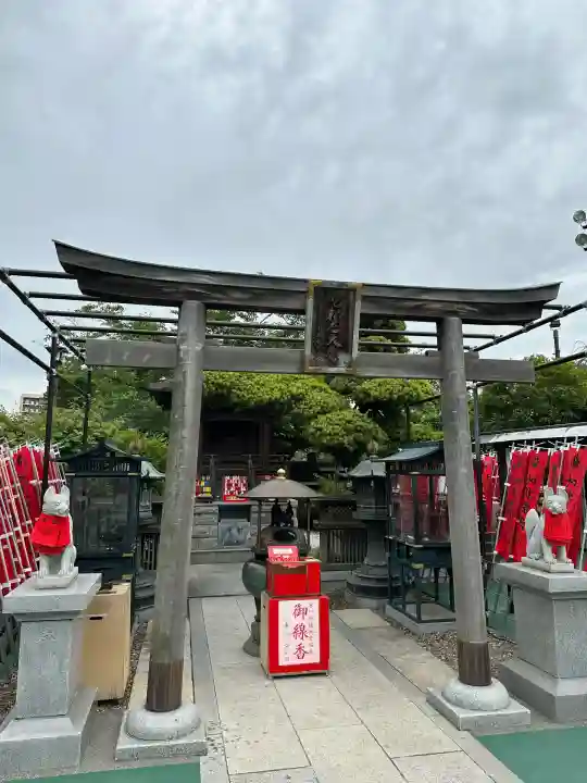 深川開運出世稲荷(東京都)