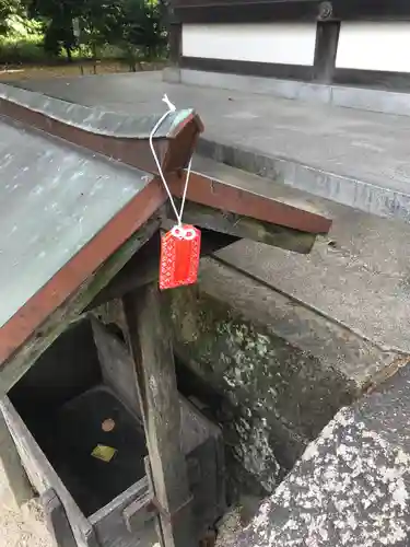 丹比神社の手水舎