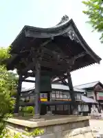 超勝寺(東超勝寺)の{uncategorized: "未分類", other: "その他", undefined: "問題あり", building: "その他建物", grave: "お墓", sacred_gate: "鳥居", guardian: "狛犬", statue: "像", buddha: "仏像", history: "歴史", nature: "自然", garden: "庭園", animal: "動物", pagoda: "塔", temizu: "手水舎", mountain_gate: "山門・神門", sanctuary: "本殿・本堂", subordinate: "末社・摂社", art: "芸術", scenery: "景色", jizo: "地蔵", ema: "絵馬", goshuin: "御朱印", omikuji: "おみくじ", items: "授与品その他", amulet: "お守り", goshuincho: "御朱印帳", eats: "食事", festival: "お祭り", votive_dance: "神楽", shichigosan: "七五三参", wedding: "結婚式", experience: "体験その他", initially: "初詣", around: "周辺", anti_infection: "感染症対策"}