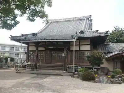 報恩寺の本殿・本堂