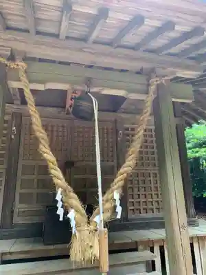 母智丘神社の本殿・本堂