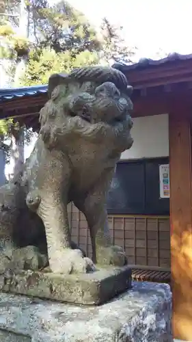 八幡神社の狛犬