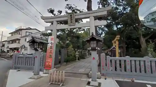 菊田神社の鳥居