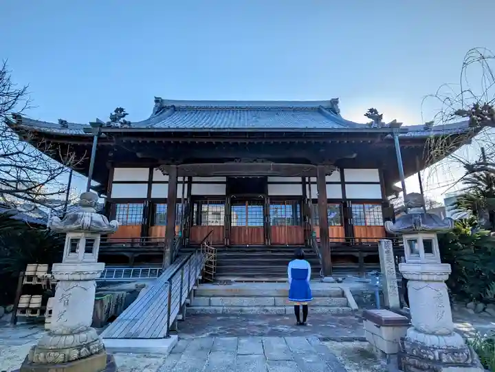 真福寺の本殿・本堂