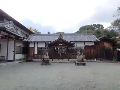 天高市神社の本殿・本堂