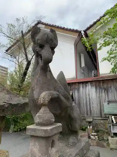 田中稲荷神社の狛犬