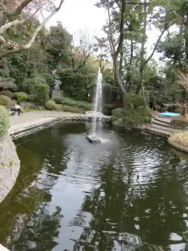 寒川神社の庭園