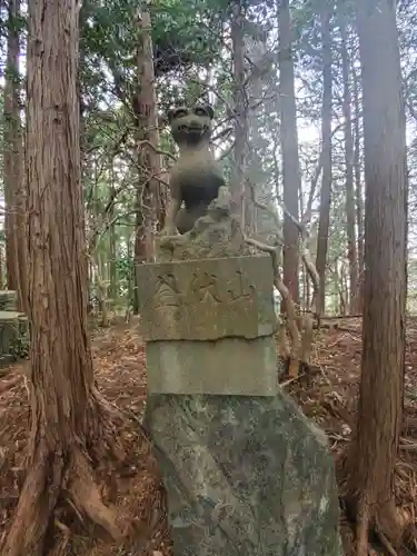 釜山神社の狛犬