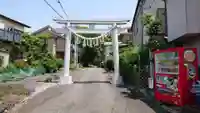 座間神社の鳥居