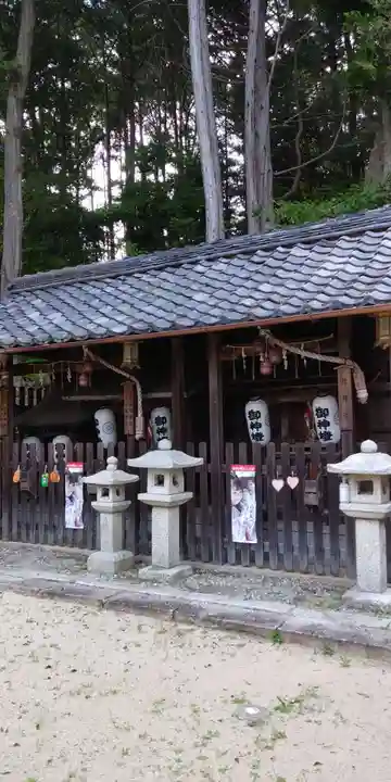 新宮神社の末社・摂社
