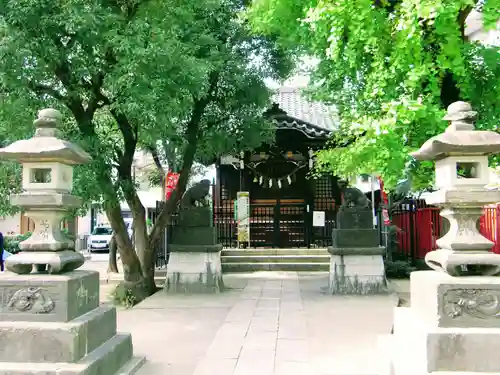 矢口氷川神社の本殿・本堂