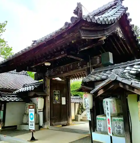 座光如来寺（元善光寺）の山門・神門