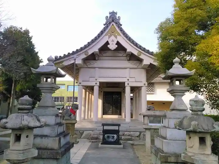 神明社・土之宮合殿の本殿・本堂