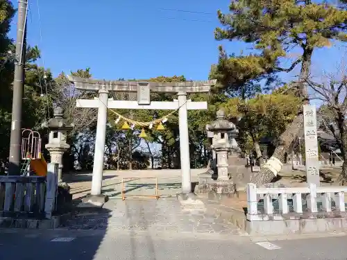 若松社の鳥居