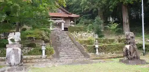 石田山神社のその他建物