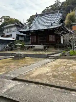 善勝寺の{uncategorized: "未分類", other: "その他", undefined: "問題あり", building: "その他建物", grave: "お墓", sacred_gate: "鳥居", guardian: "狛犬", statue: "像", buddha: "仏像", history: "歴史", nature: "自然", garden: "庭園", animal: "動物", pagoda: "塔", temizu: "手水舎", mountain_gate: "山門・神門", sanctuary: "本殿・本堂", subordinate: "末社・摂社", art: "芸術", scenery: "景色", jizo: "地蔵", ema: "絵馬", goshuin: "御朱印", omikuji: "おみくじ", items: "授与品その他", amulet: "お守り", goshuincho: "御朱印帳", eats: "食事", festival: "お祭り", votive_dance: "神楽", shichigosan: "七五三参", wedding: "結婚式", experience: "体験その他", initially: "初詣", around: "周辺", anti_infection: "感染症対策"}