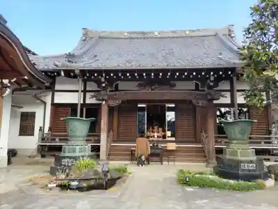 了俒寺の本殿・本堂